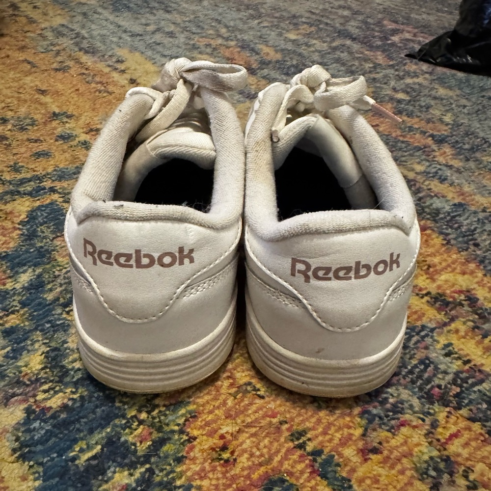 White Reebok sneakers - Picture 4 of 7